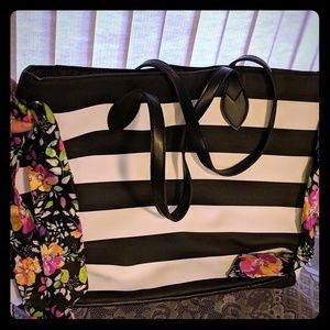 Spring tote🌼🌺